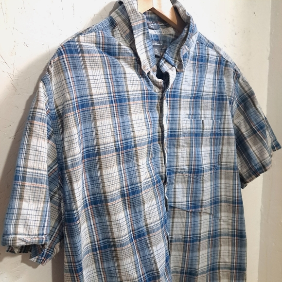 Eddie Bauer | Blue Plaid Men's button down short sleeved Shirt classic fit - Picture 2 of 10